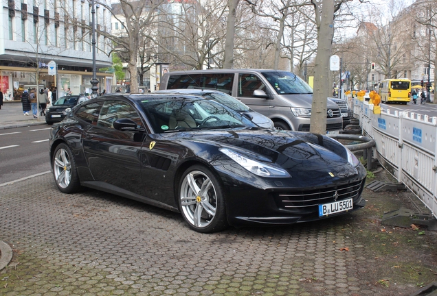 Ferrari GTC4Lusso