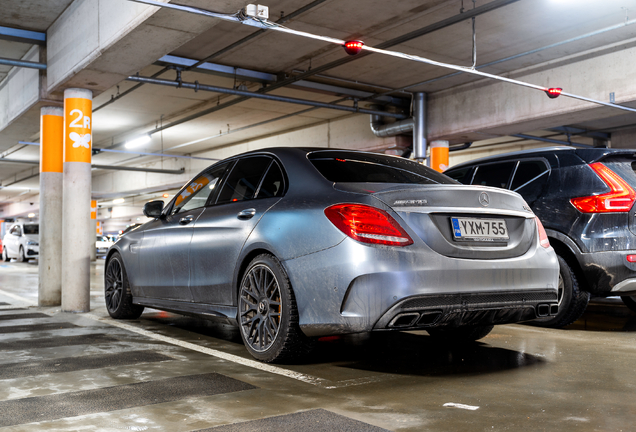 Mercedes-AMG C 63 S W205