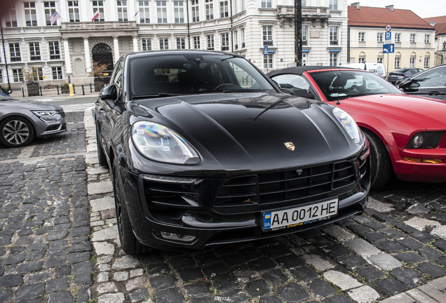 Porsche 95B Macan GTS