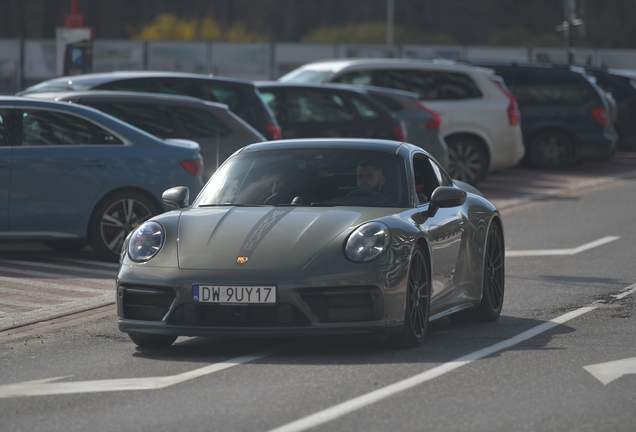 Porsche 992 Carrera GTS