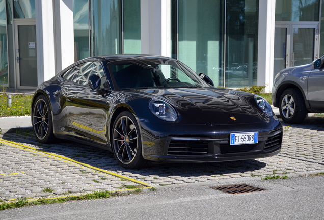 Porsche 992 Carrera S