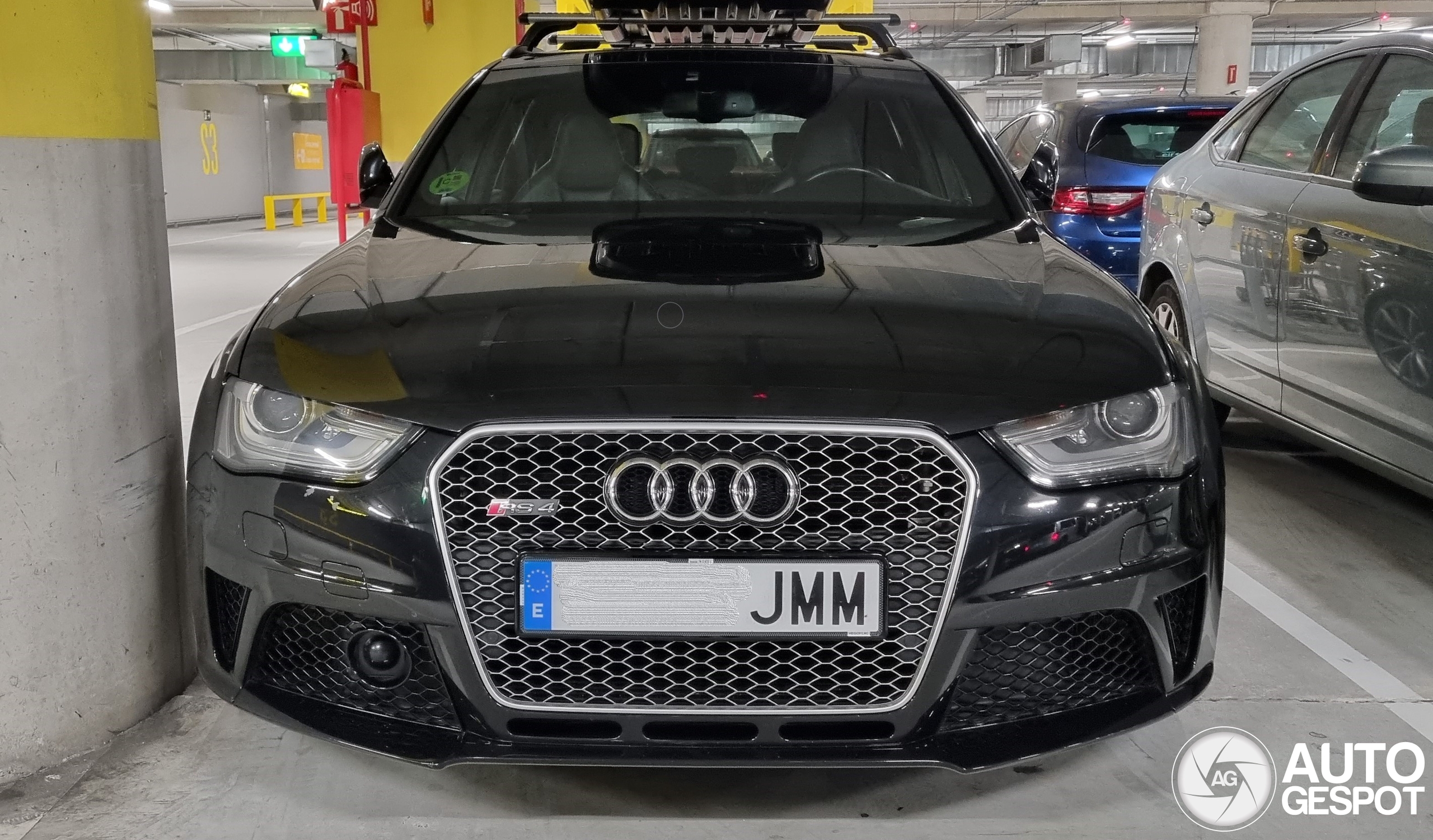 Audi RS4 Avant B8