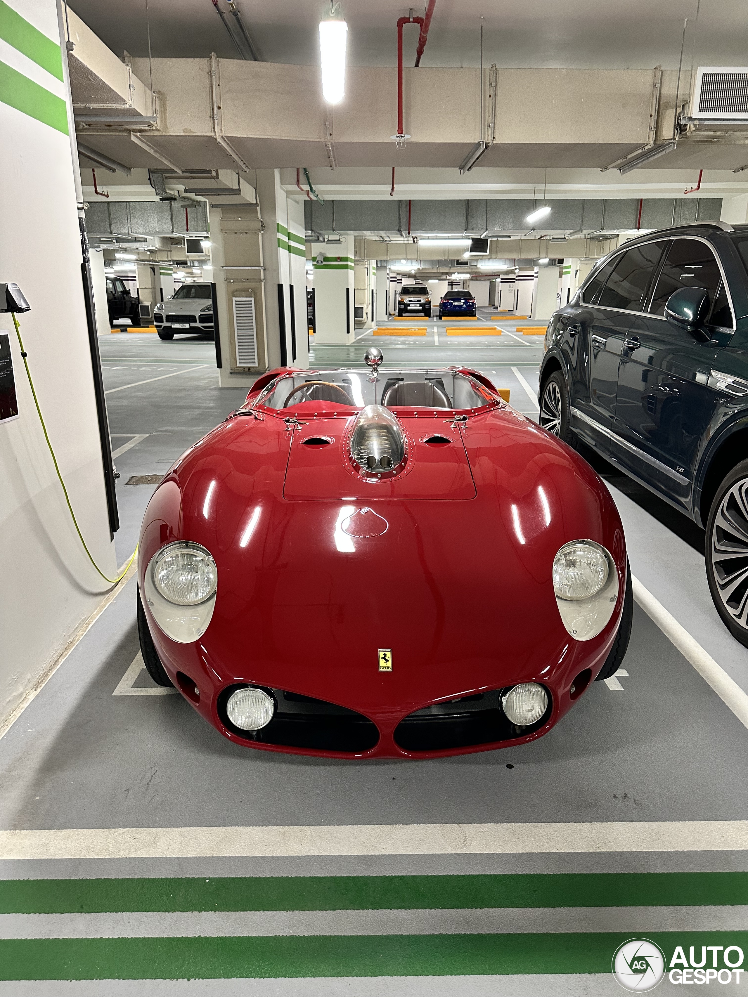 Ferrari 250 TRI Spider