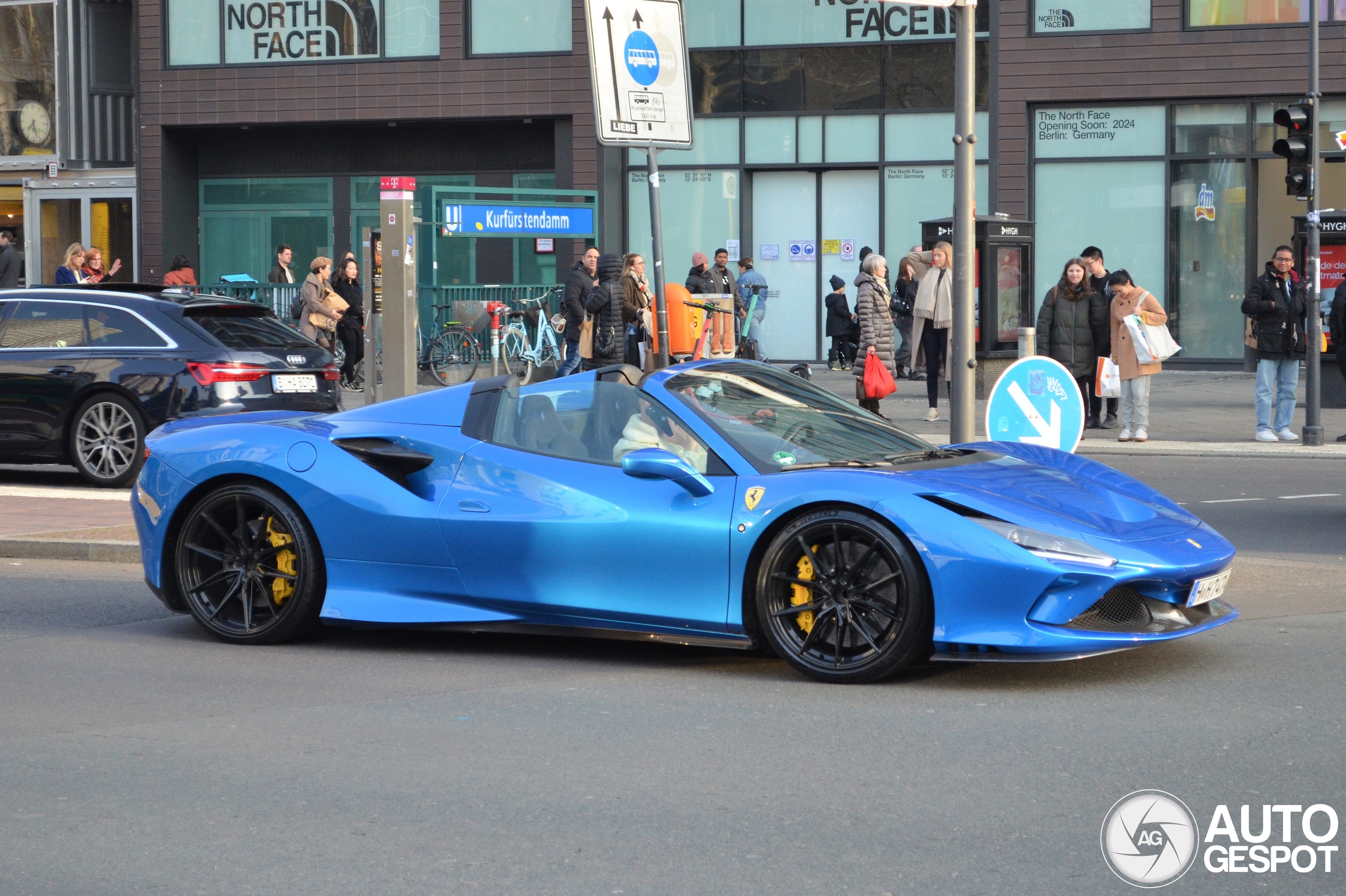 Ferrari F8 Spider