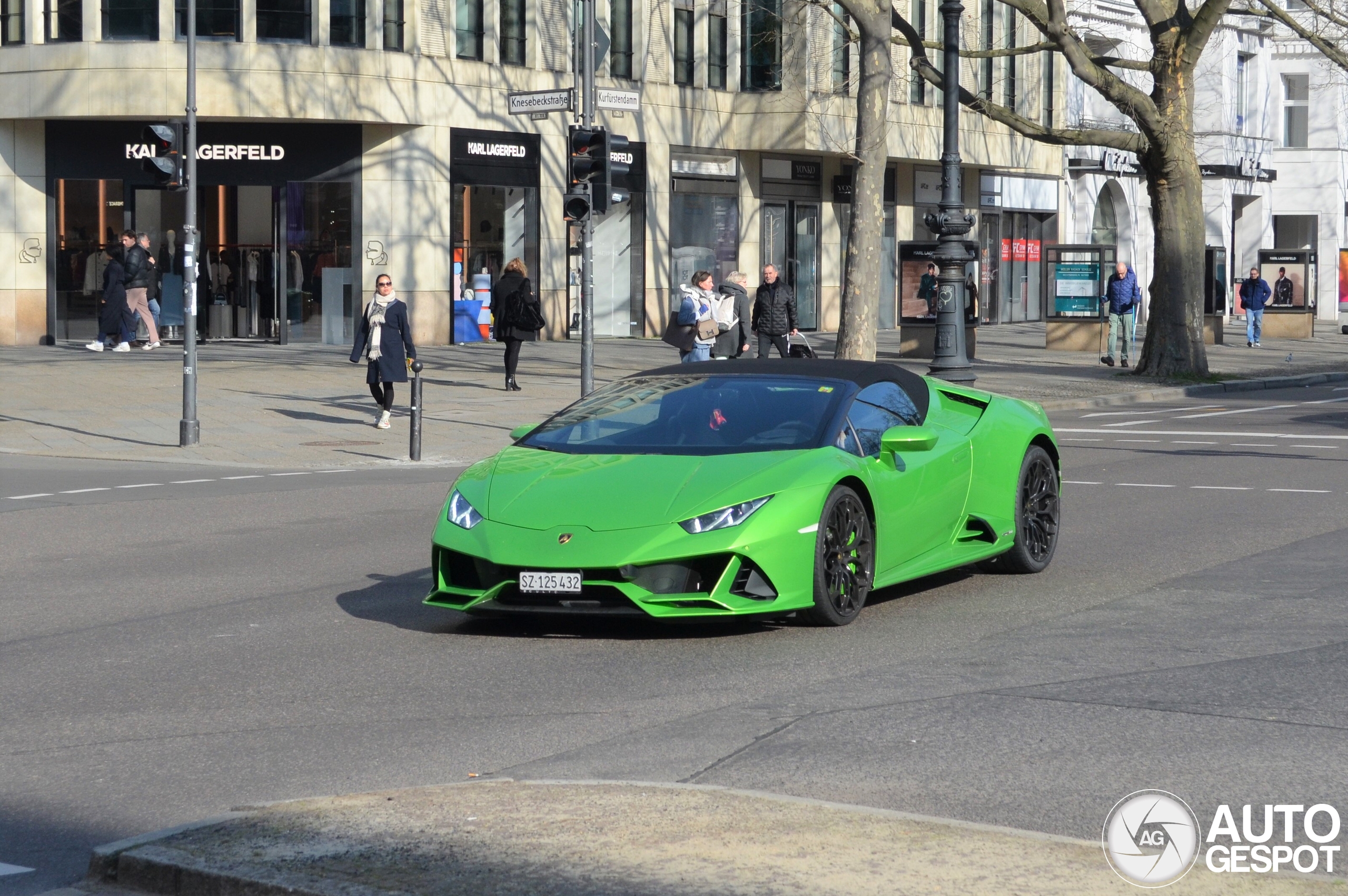 Lamborghini Huracán LP640-4 EVO Spyder