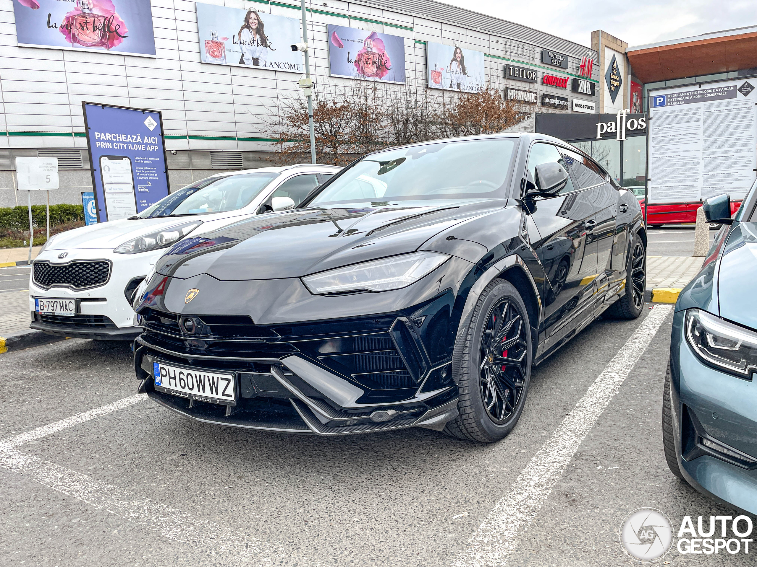 Lamborghini Urus Performante