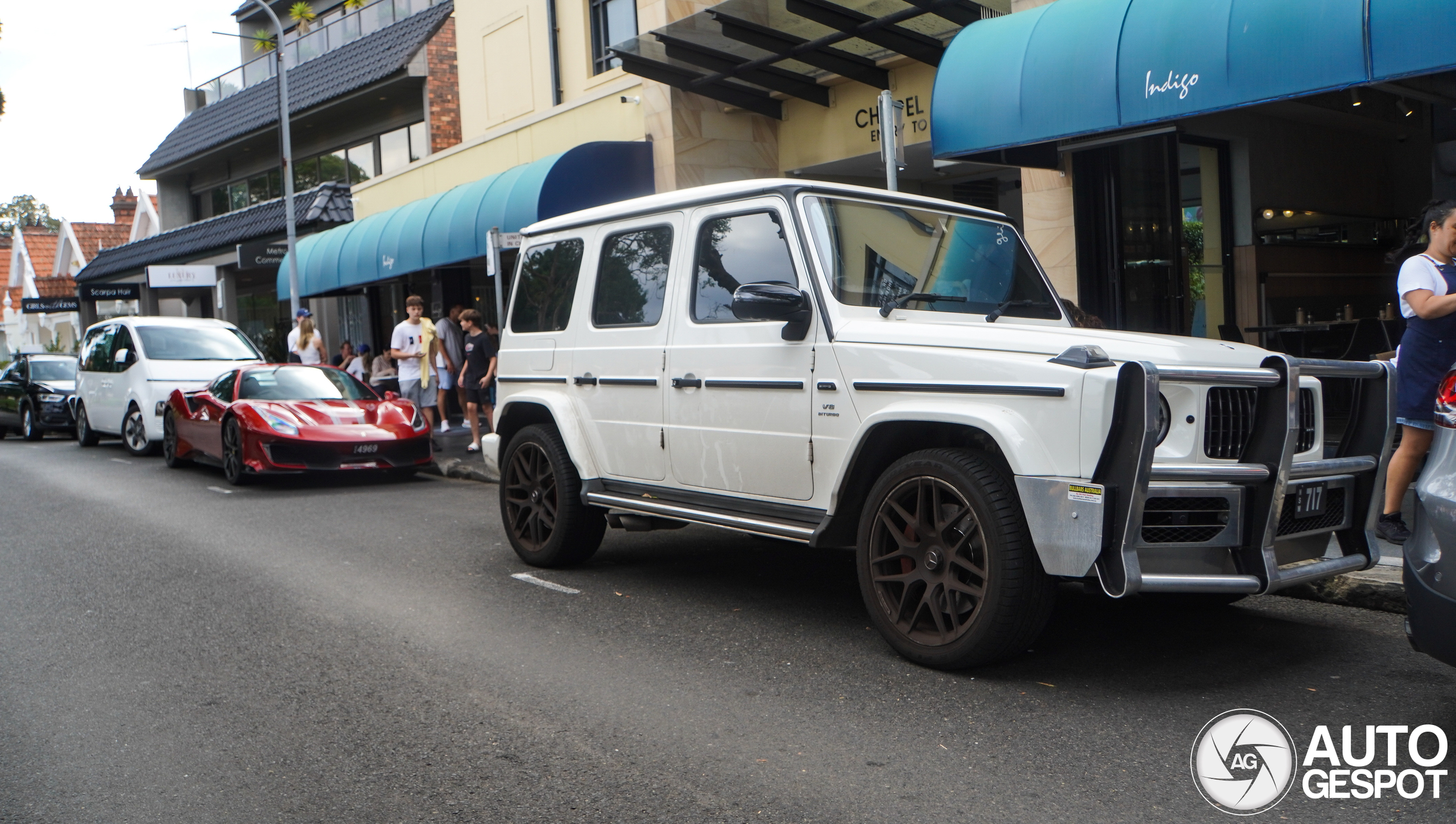 G63 AMG valt op met steigerbouw voorop