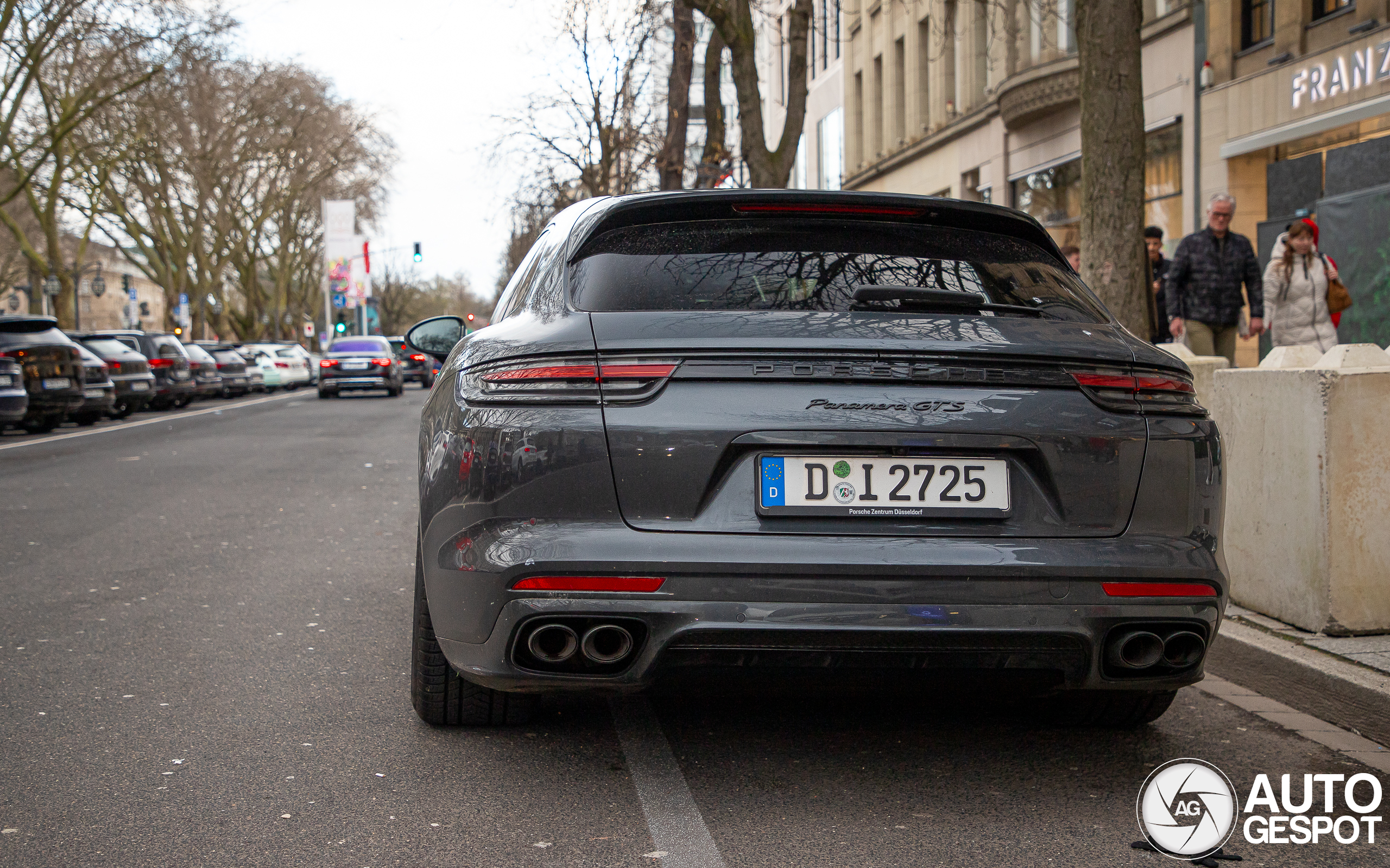 Porsche 971 Panamera GTS Sport Turismo