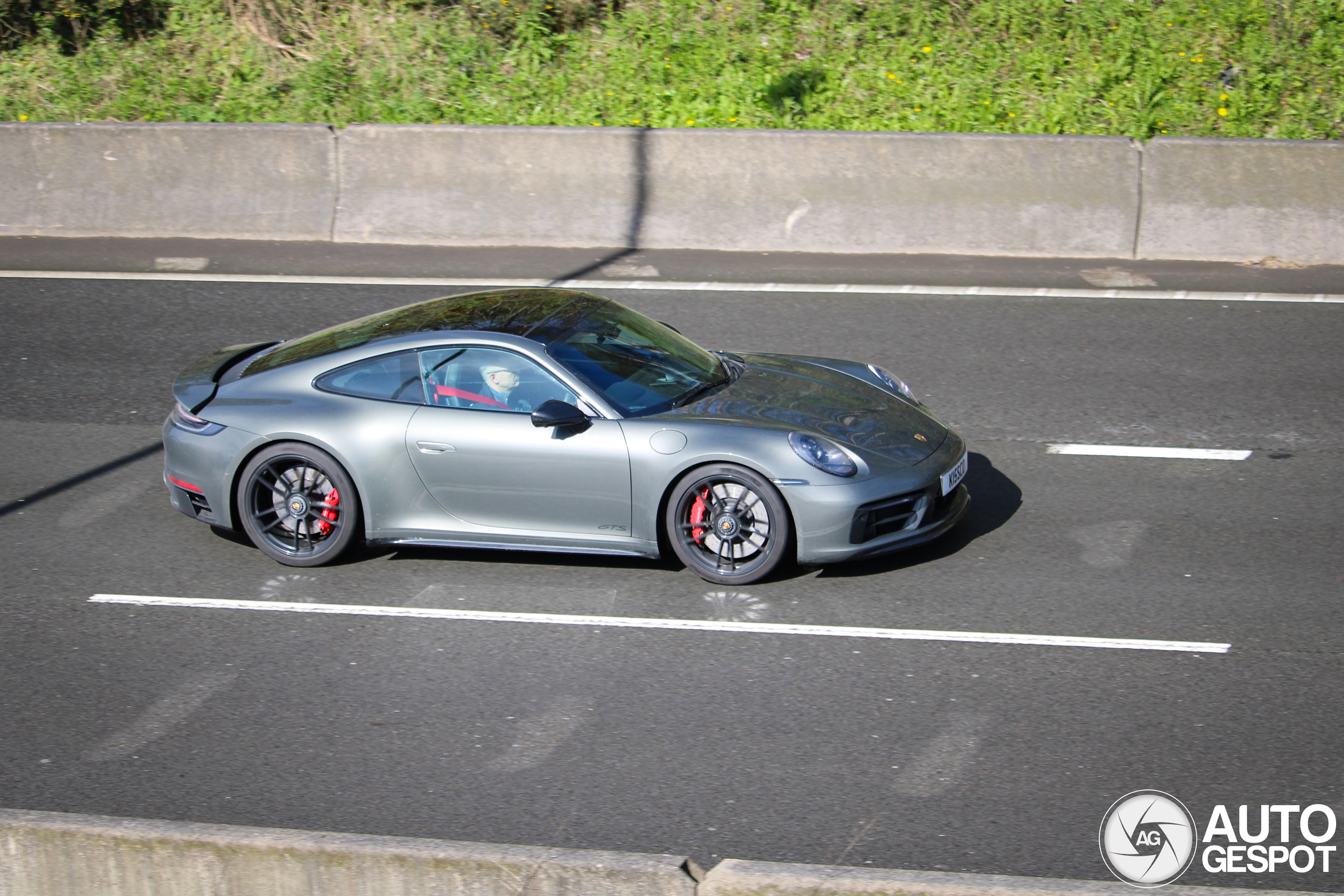 Porsche 992 Carrera GTS