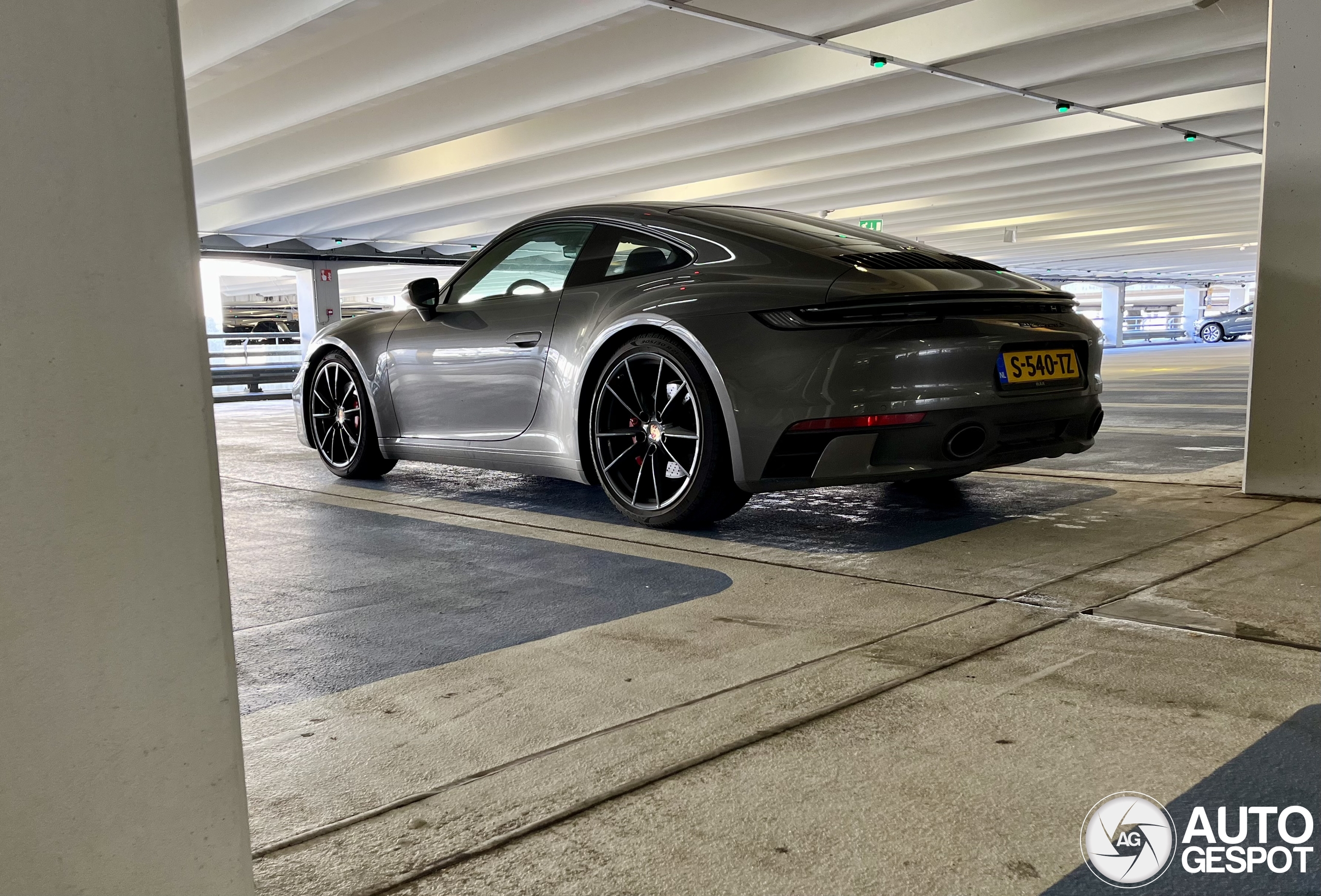 Porsche 992 Carrera S