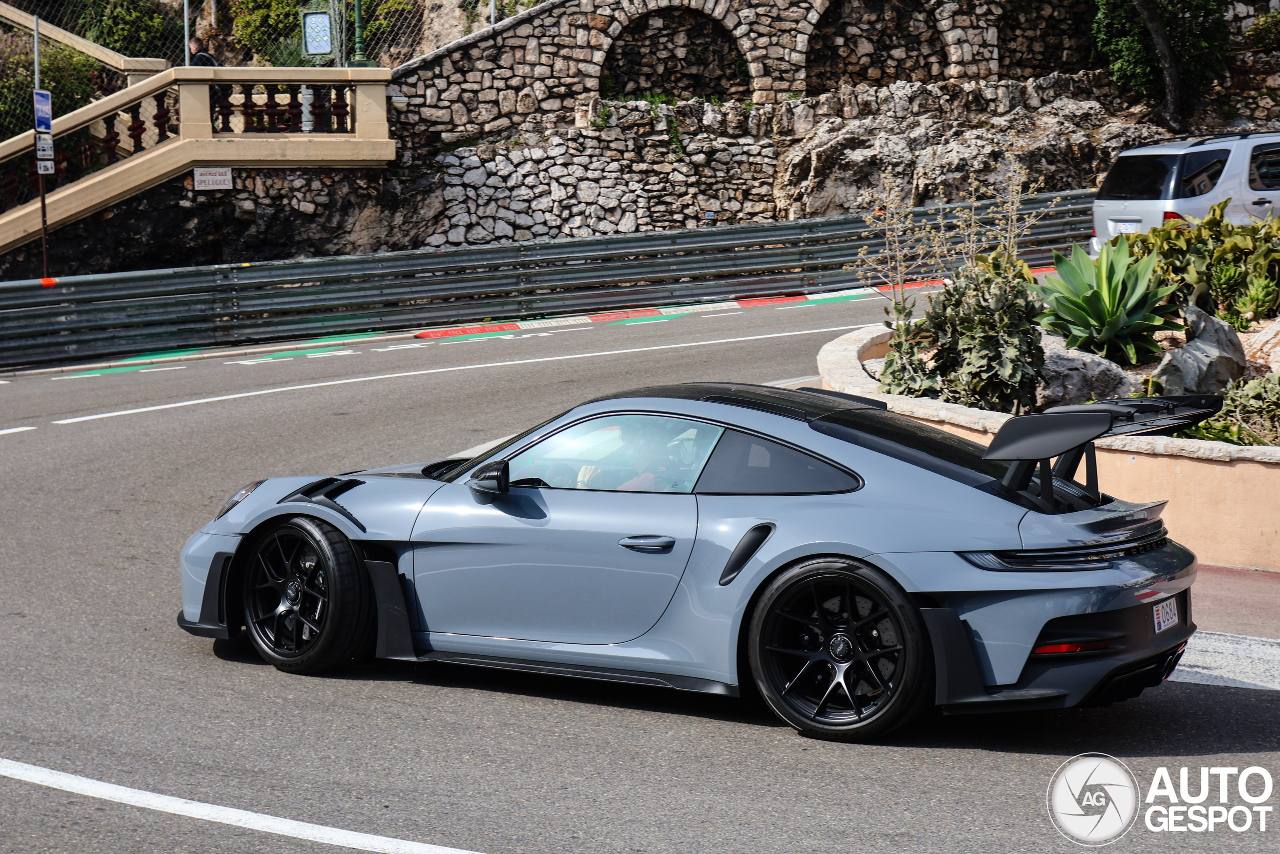 Porsche 992 GT3 RS Weissach Package