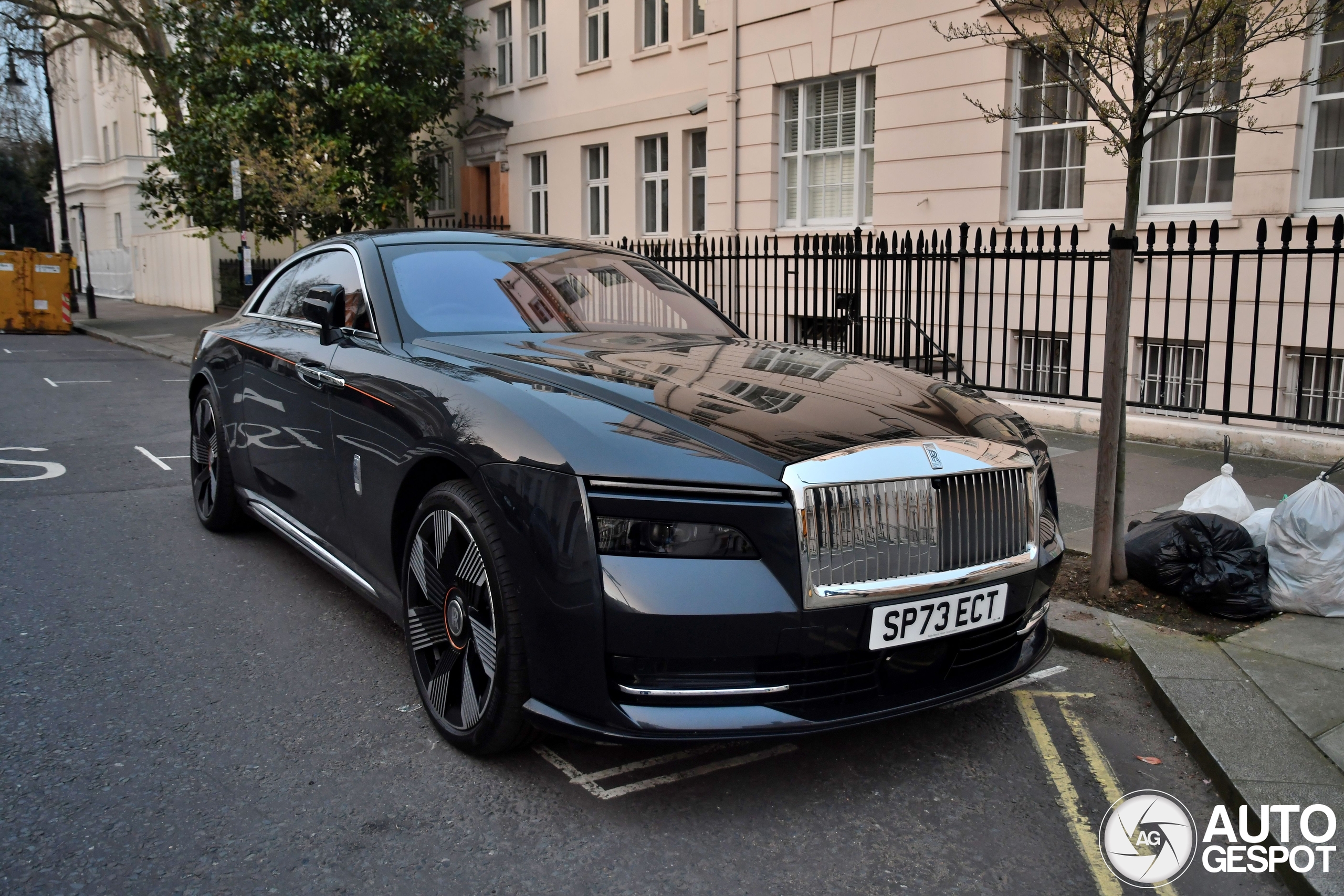 Rolls-Royce Spectre