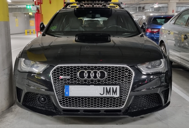 Audi RS4 Avant B8