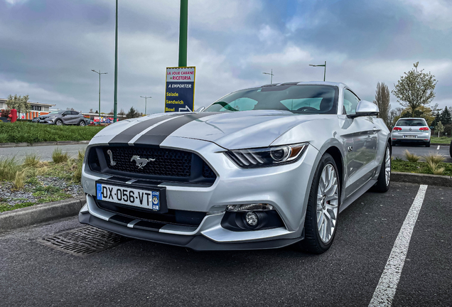 Ford Mustang GT 2015