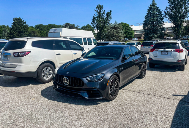 Mercedes-AMG E 63 S W213 2021