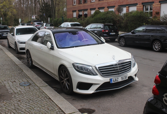 Mercedes-Benz S 63 AMG V222