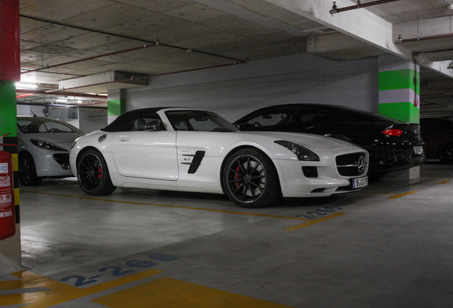 Mercedes-Benz SLS AMG GT Roadster