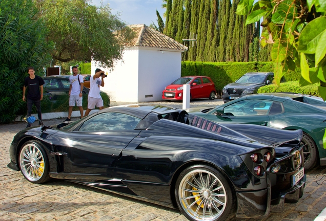 Pagani Huayra Roadster