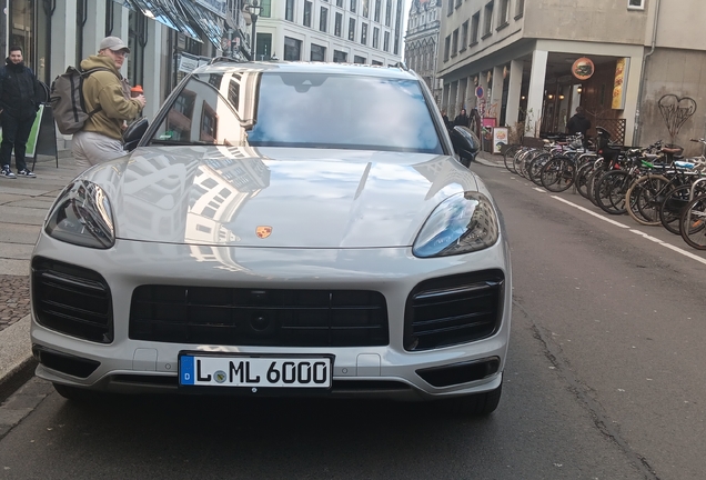 Porsche 958 Cayenne GTS