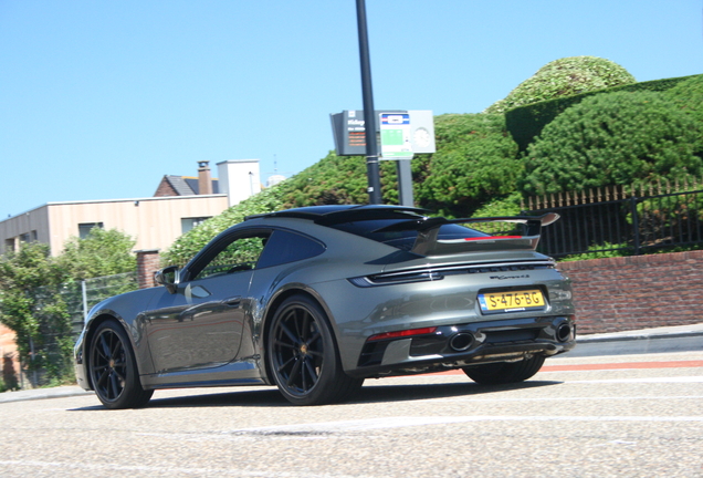 Porsche 992 Carrera 4S