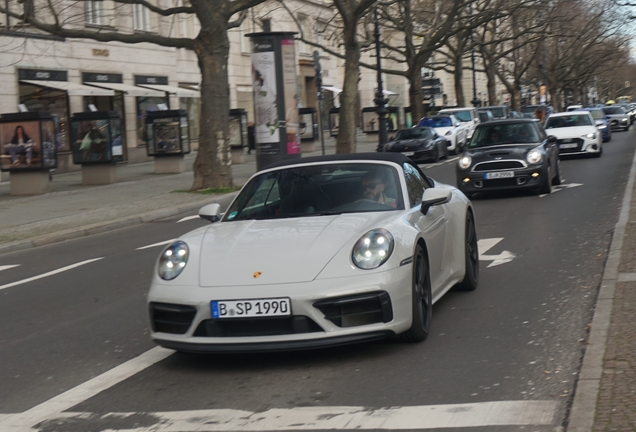 Porsche 992 Carrera GTS Cabriolet