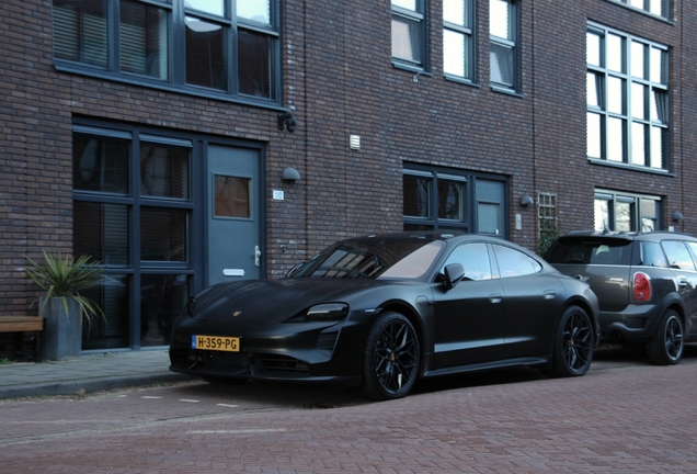 Porsche Taycan Turbo S