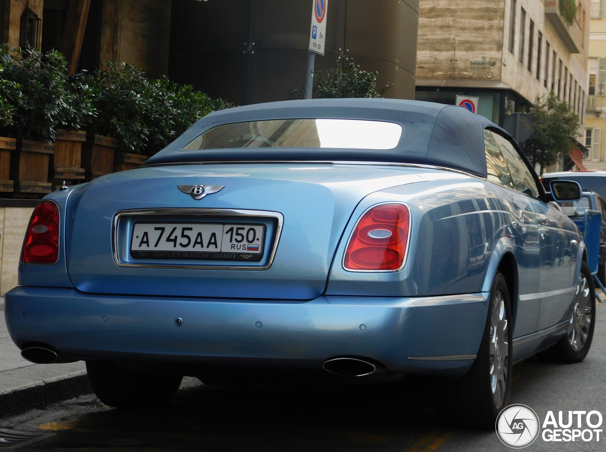 Bentley Azure 2006