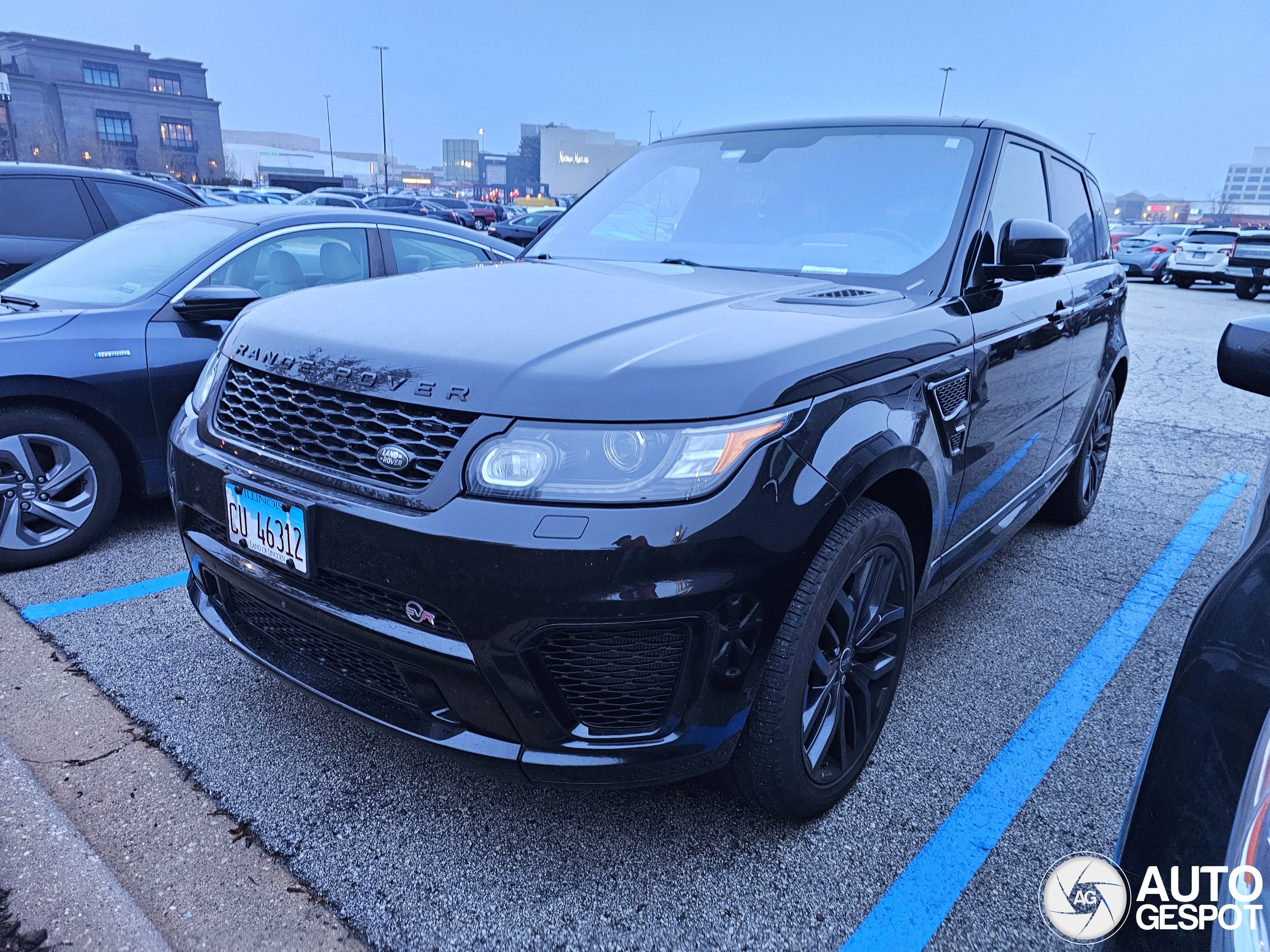 Land Rover Range Rover Sport SVR