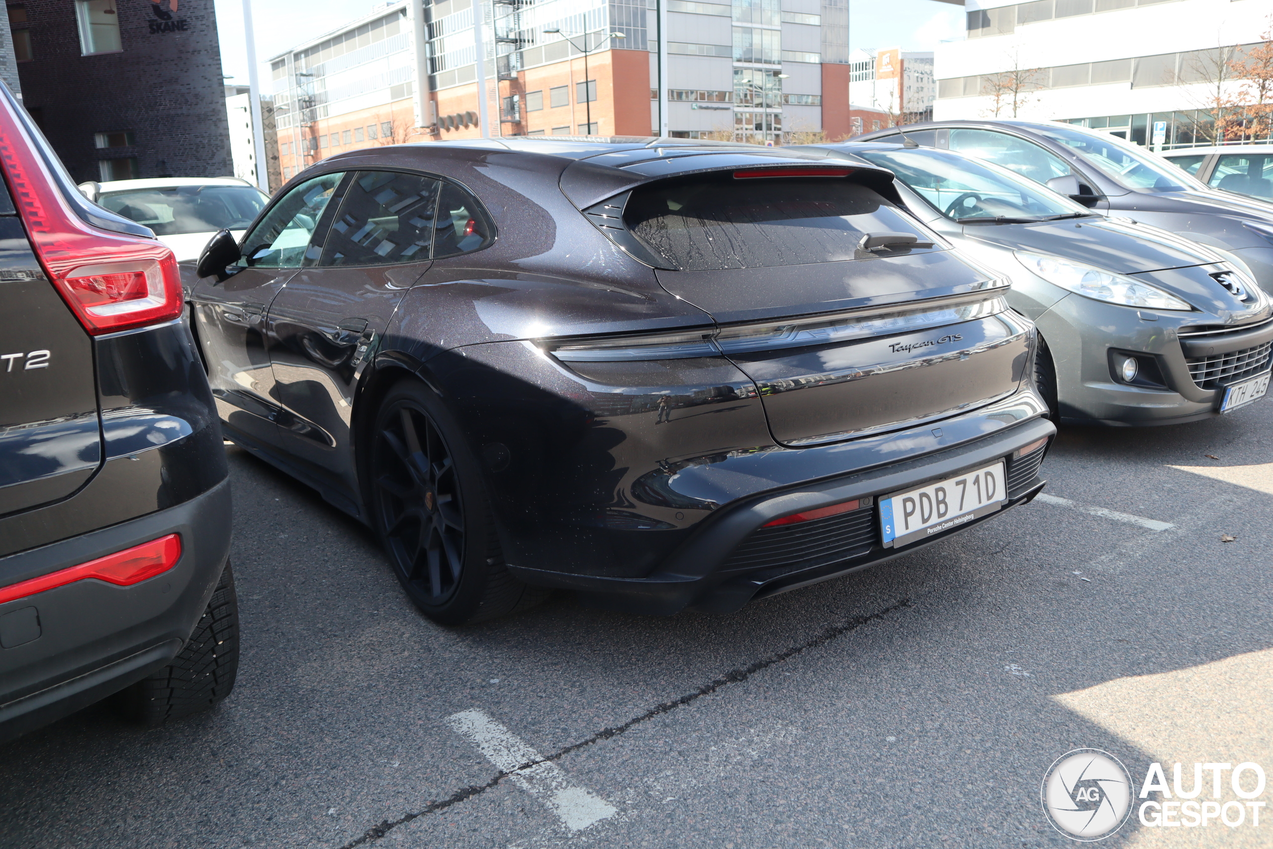 Porsche Taycan GTS Sport Turismo