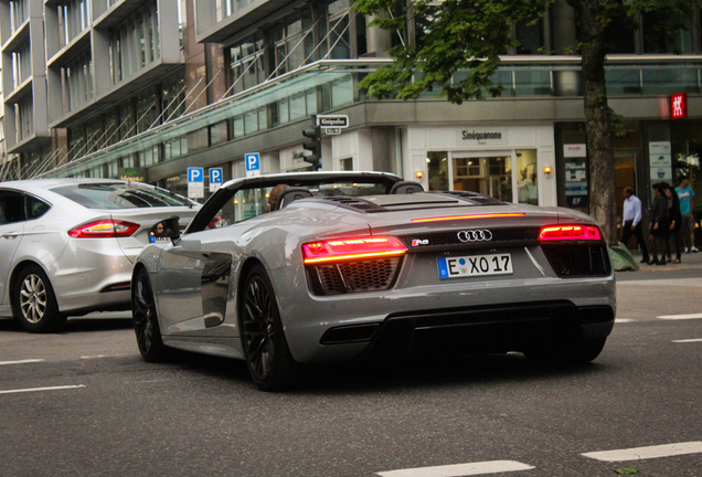 Audi R8 V10 Spyder 2016