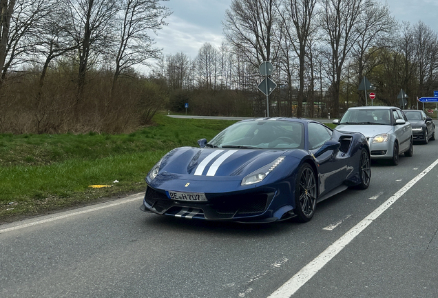 Ferrari 488 Pista