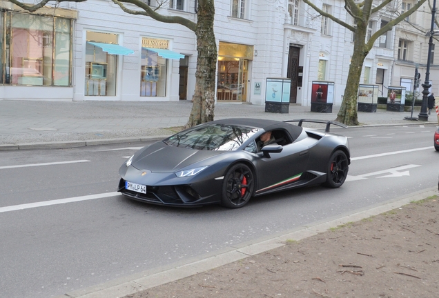 Lamborghini Huracán LP640-4 Performante Spyder