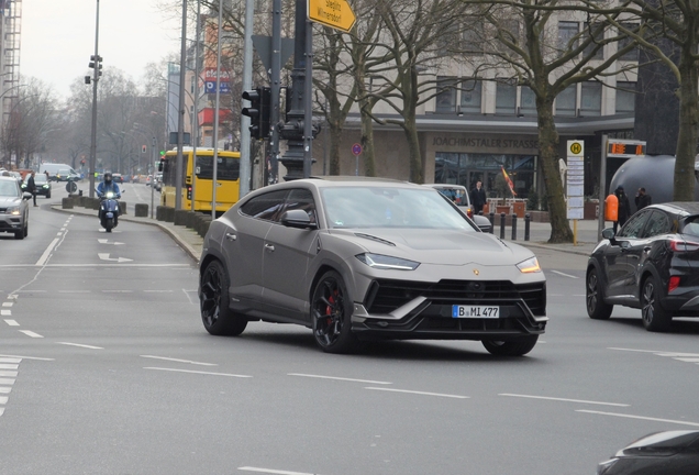 Lamborghini Urus Performante