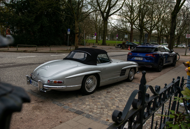 Mercedes-Benz 300SL Roadster