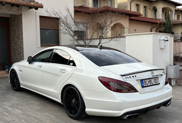 Mercedes-Benz CLS 63 AMG C218