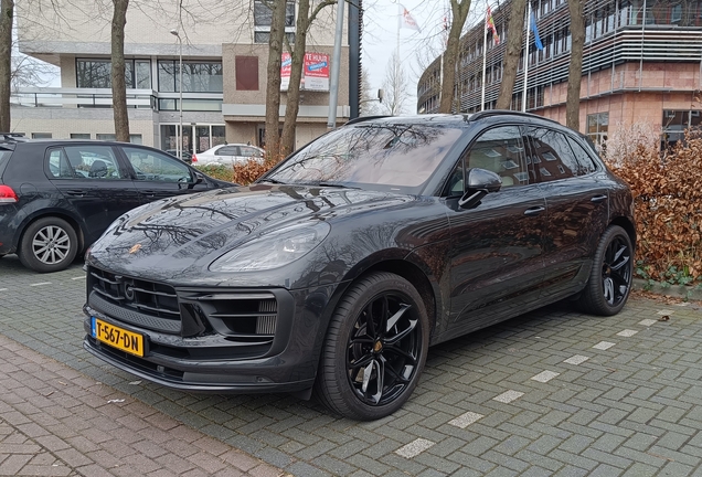 Porsche 95B Macan GTS MkIII