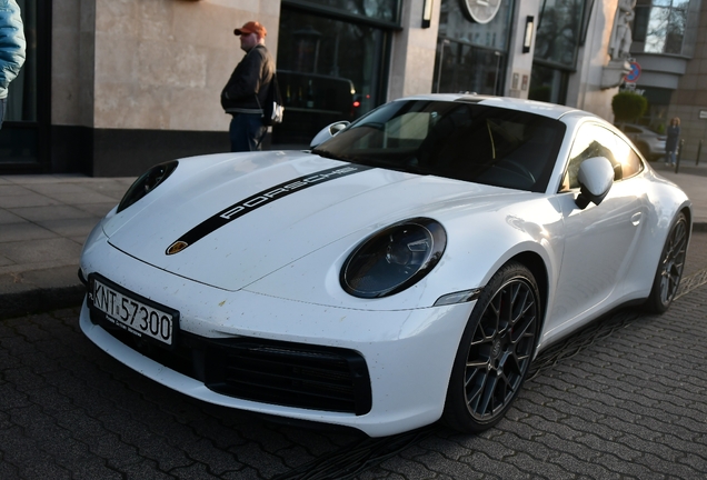 Porsche 992 Carrera 4S