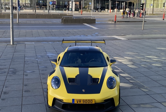 Porsche 992 GT3 RS Weissach Package