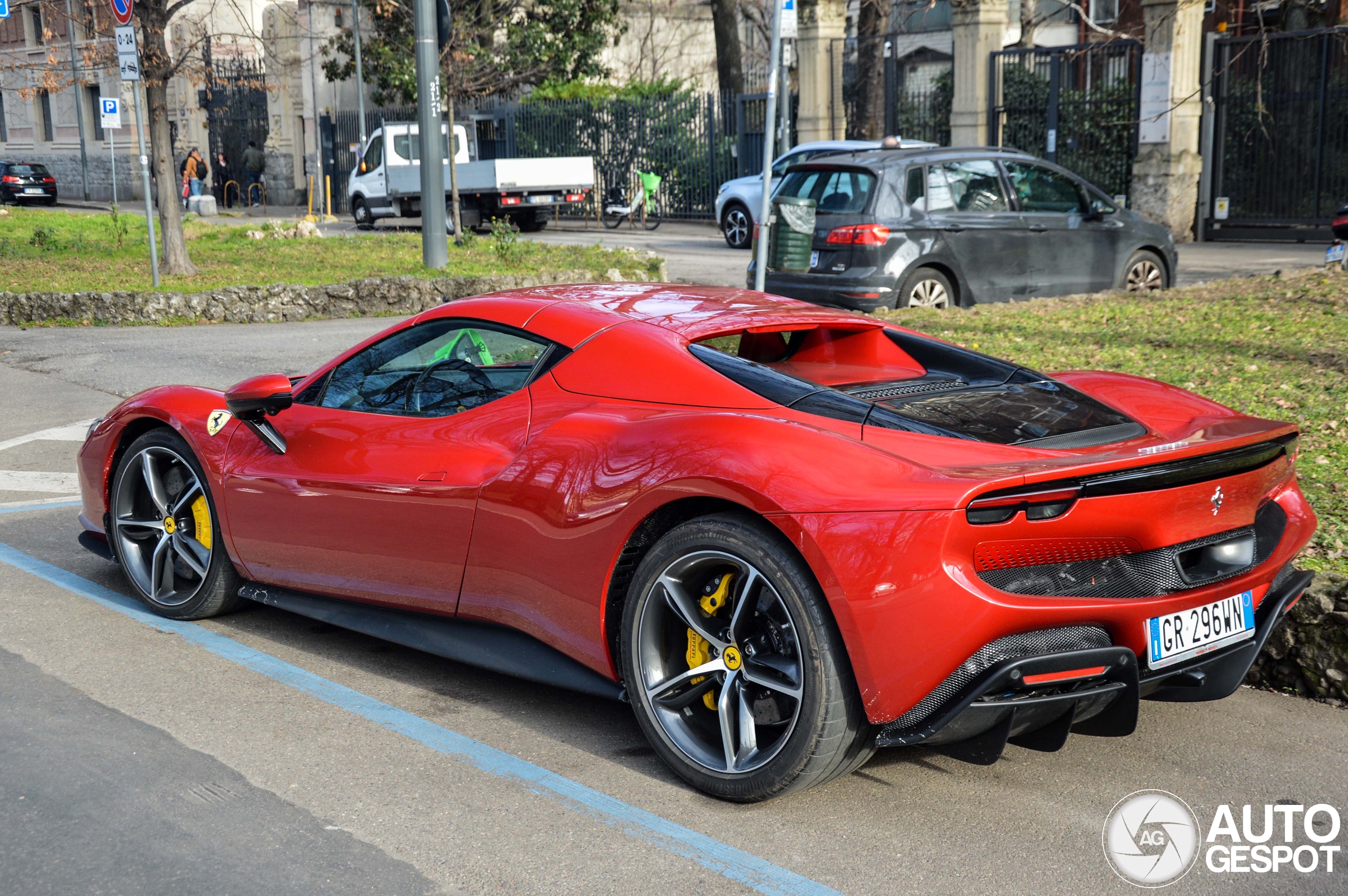 Ferrari 296 GTS