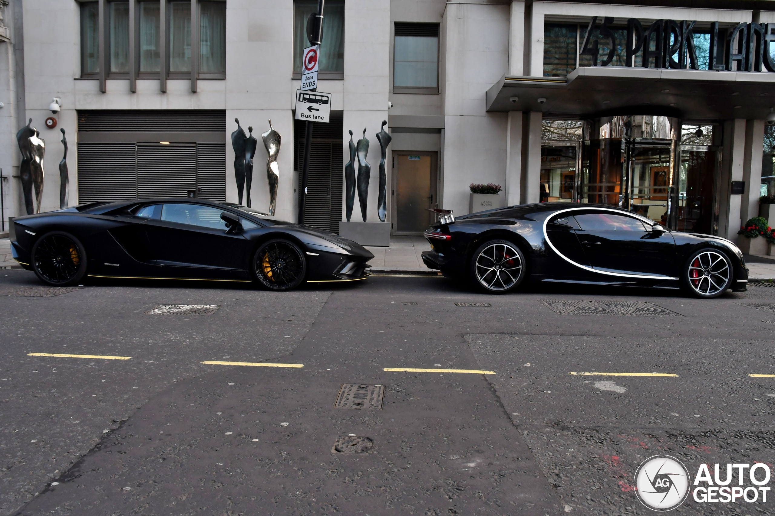 Lamborghini Aventador S LP740-4