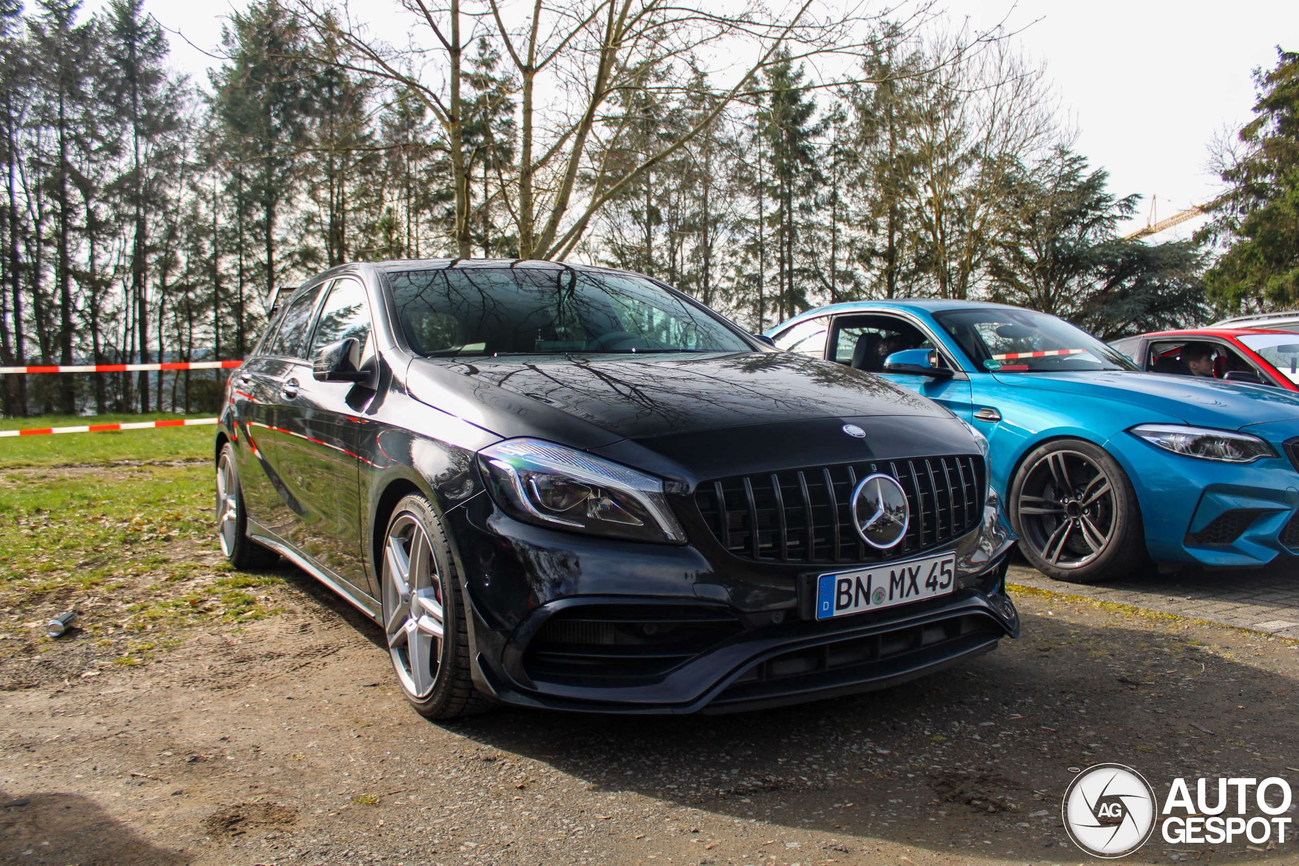 Mercedes-AMG A 45 W176 2015