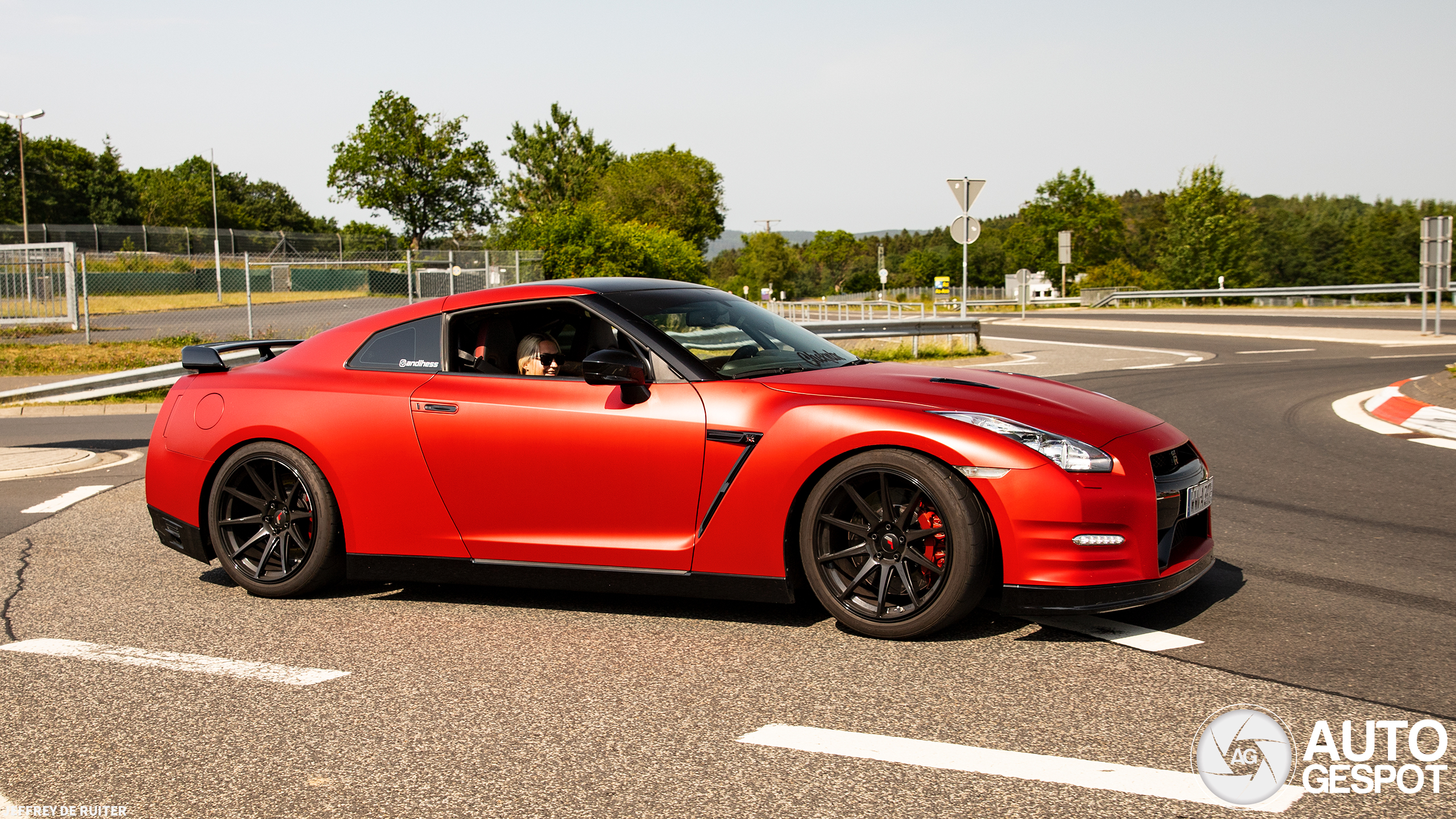 Nissan GT-R 2011