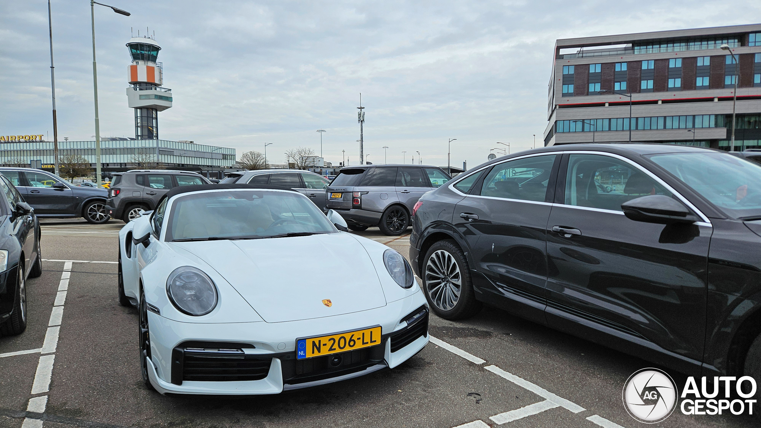 Porsche 992 Turbo S Cabriolet