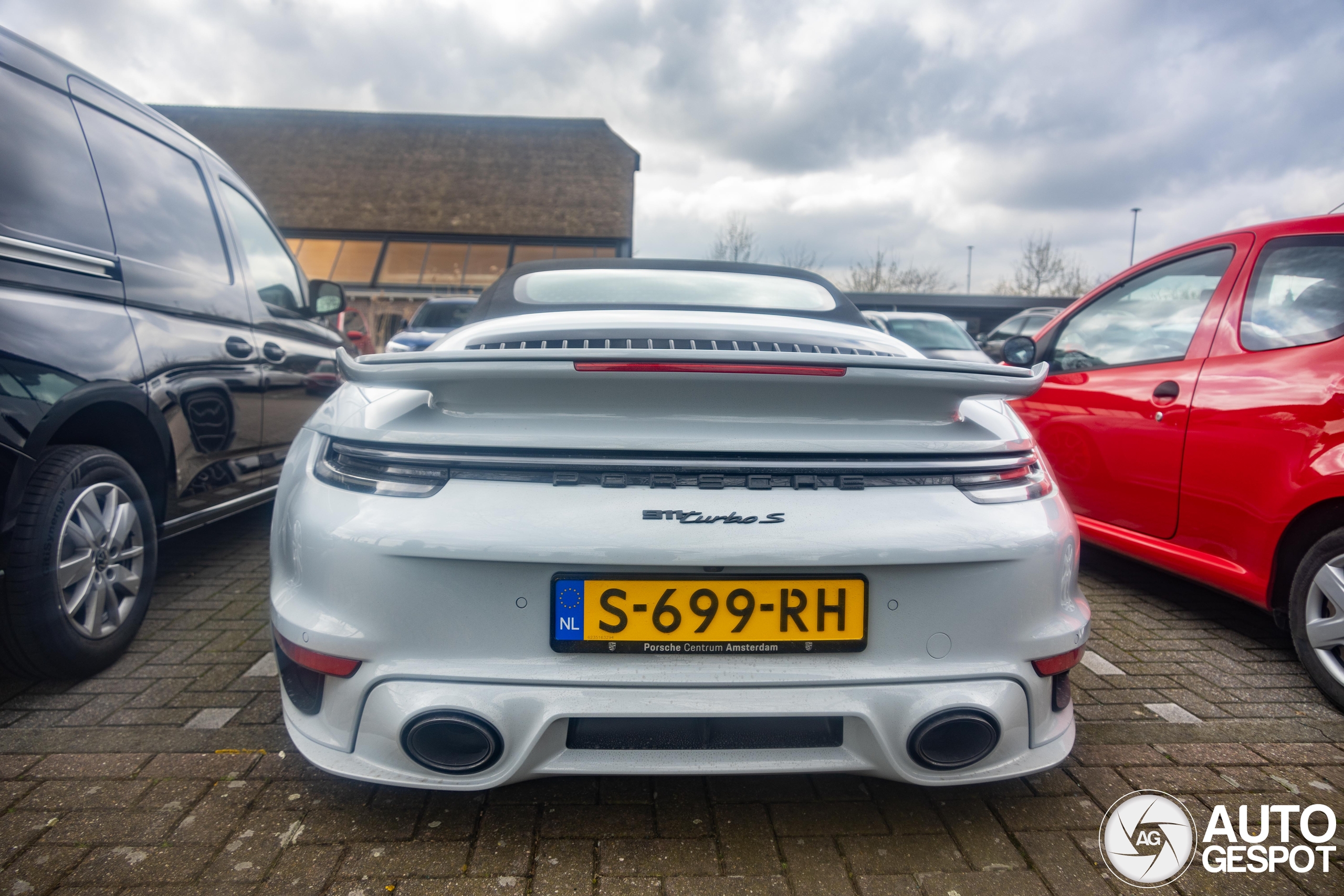 Porsche 992 Turbo S Cabriolet