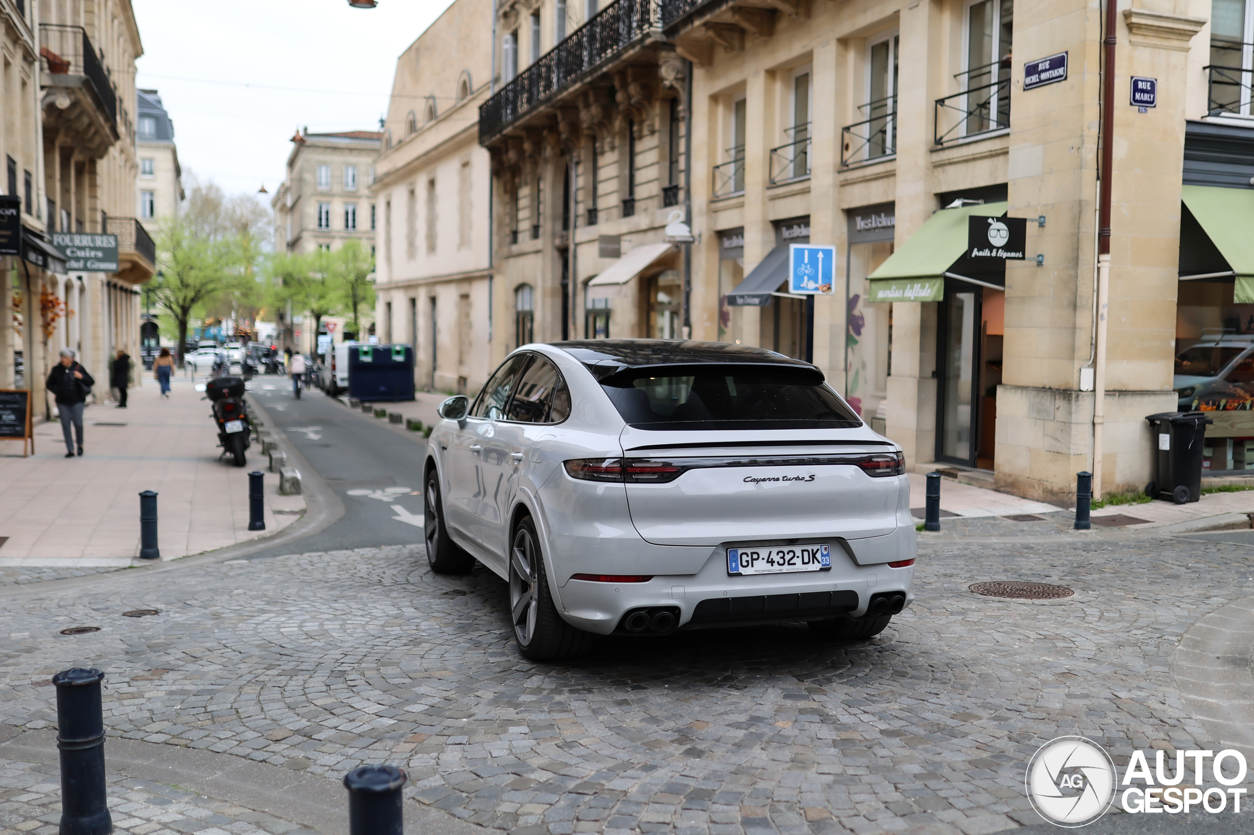 Porsche Cayenne Coupé Turbo S E-Hybrid