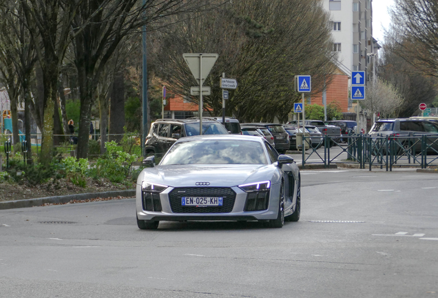 Audi R8 V10 2015