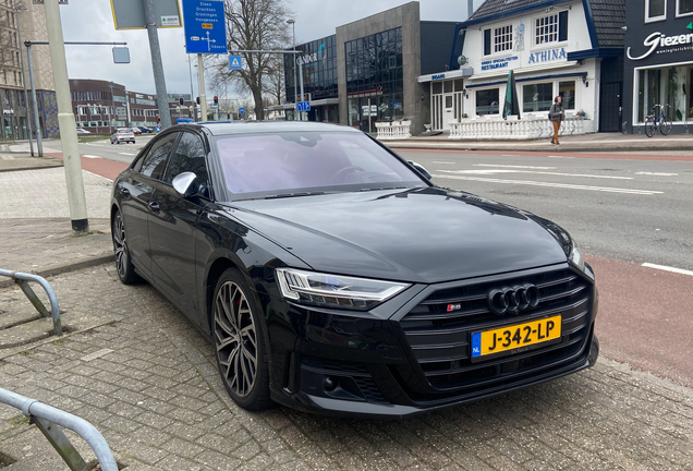 Audi S8 D5