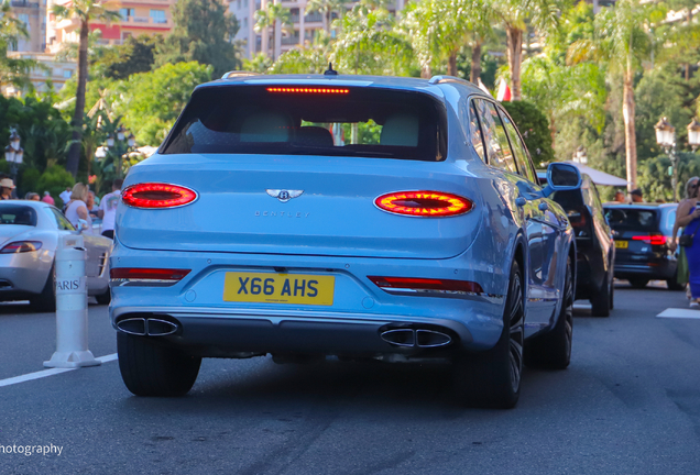 Bentley Bentayga Azure EWB First Edition