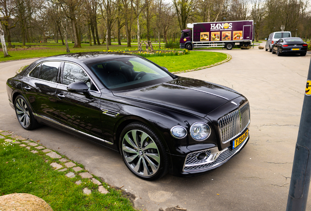 Bentley Flying Spur Hybrid