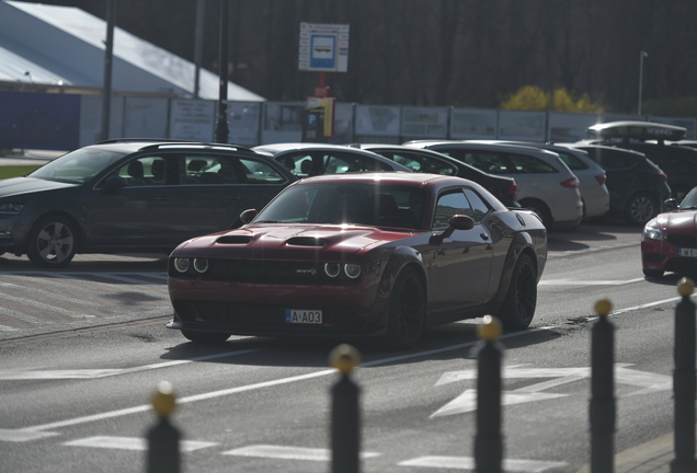 Dodge Challenger SRT Hellcat Widebody